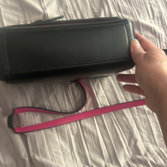 Kate Spade Crossbody - Picture 5 of 8